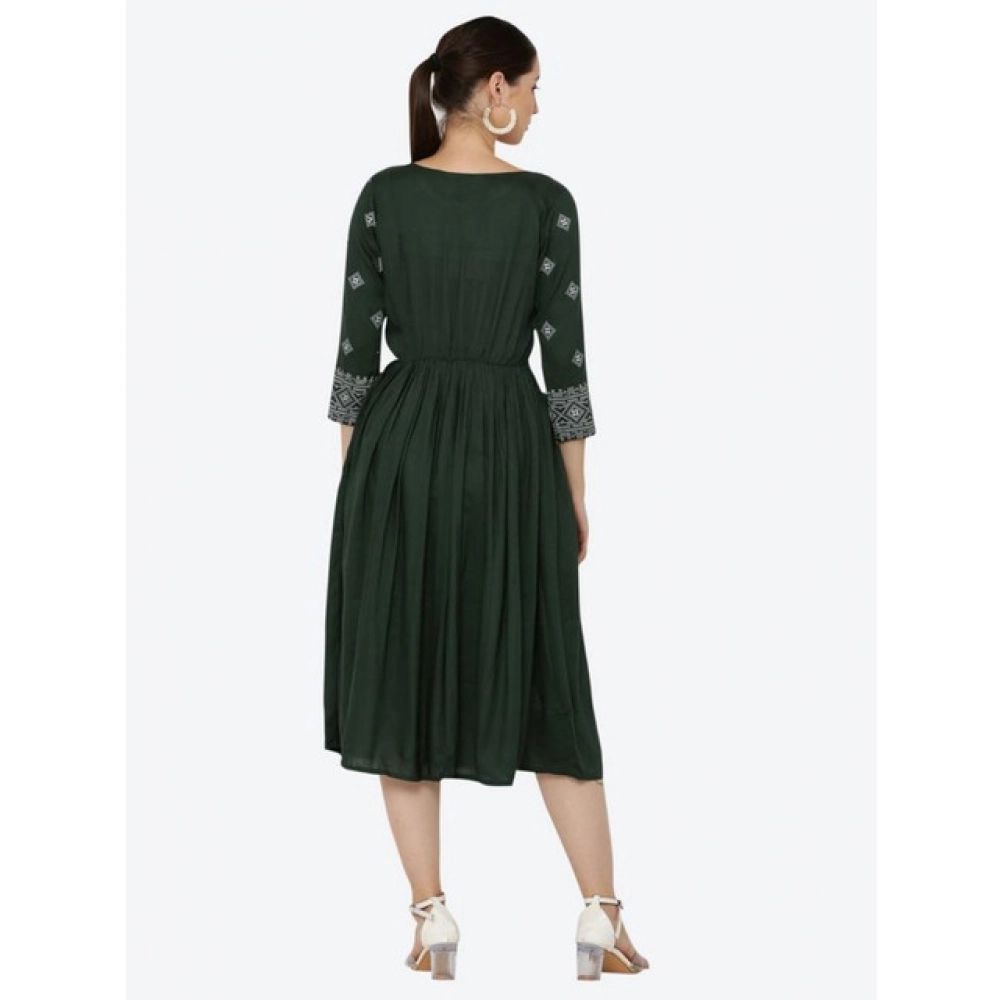 Generic Women's Casual Rayon 3-4th Sleeves Kurti (Green) - Image 4